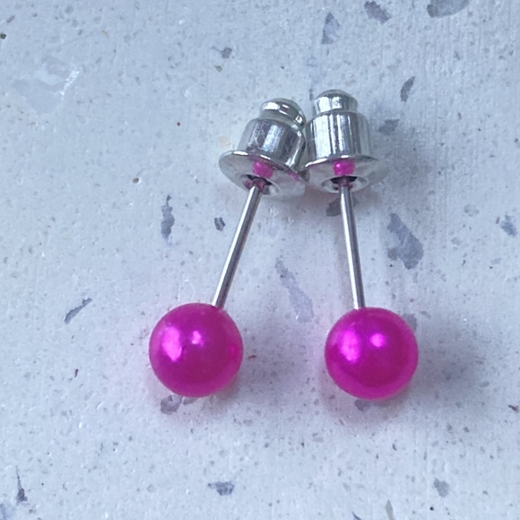 BNWT Barbiecore Ink Stud Earrings - Unique and Edgy - Picture 6 of 12